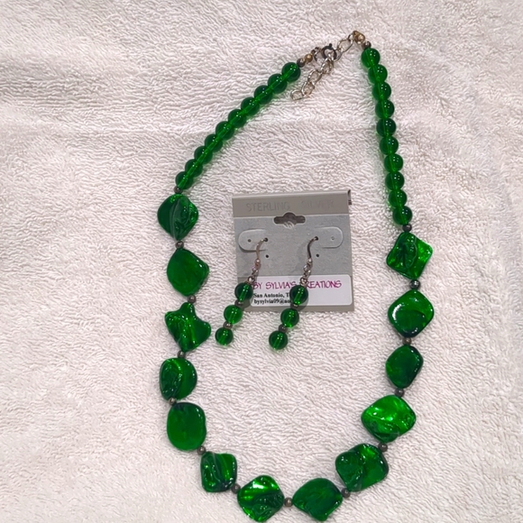 Necklace and earring set. Sterling silver. New and never worn. - Picture 1 of 4